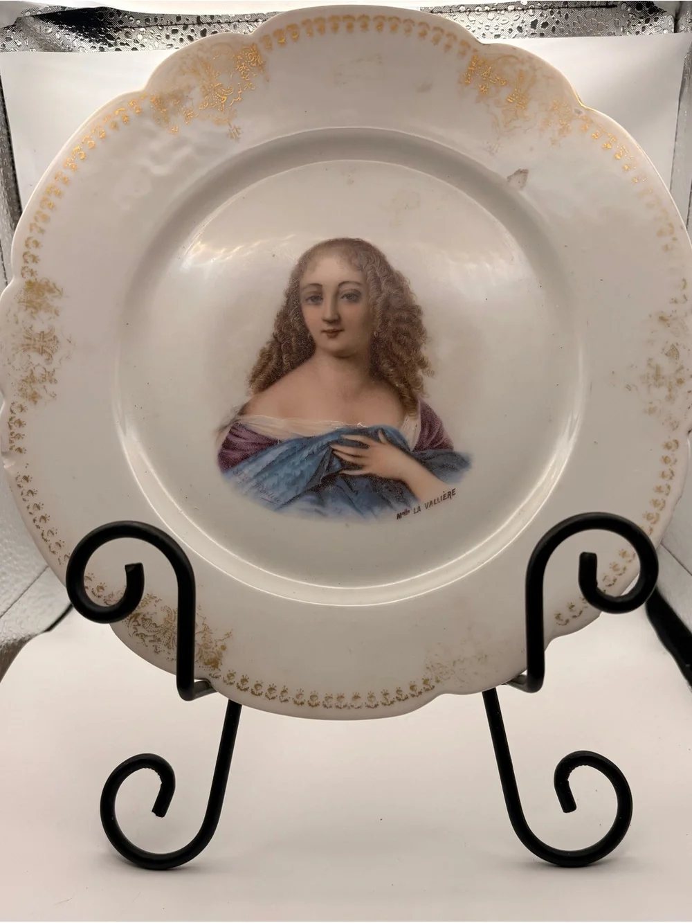 1844 FRENCH SEVRES PORCELAIN PORTRAIT CABINET PLATE 